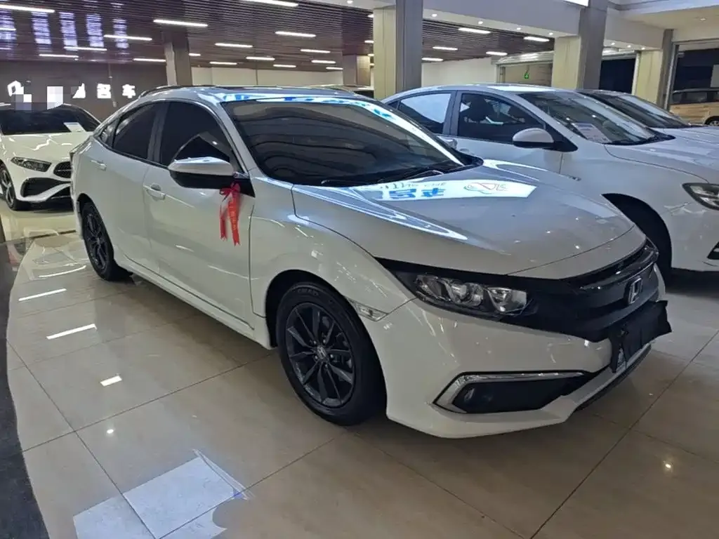 Honda Civic — фото 8