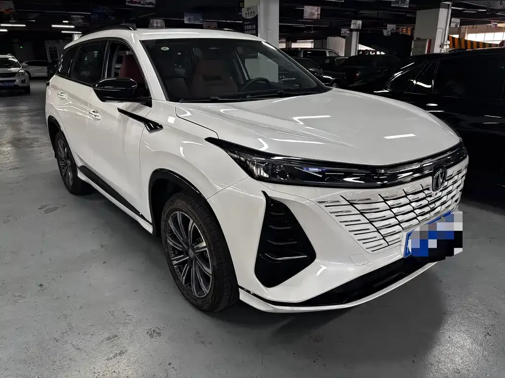 Changan CS75PLUS — фото 7