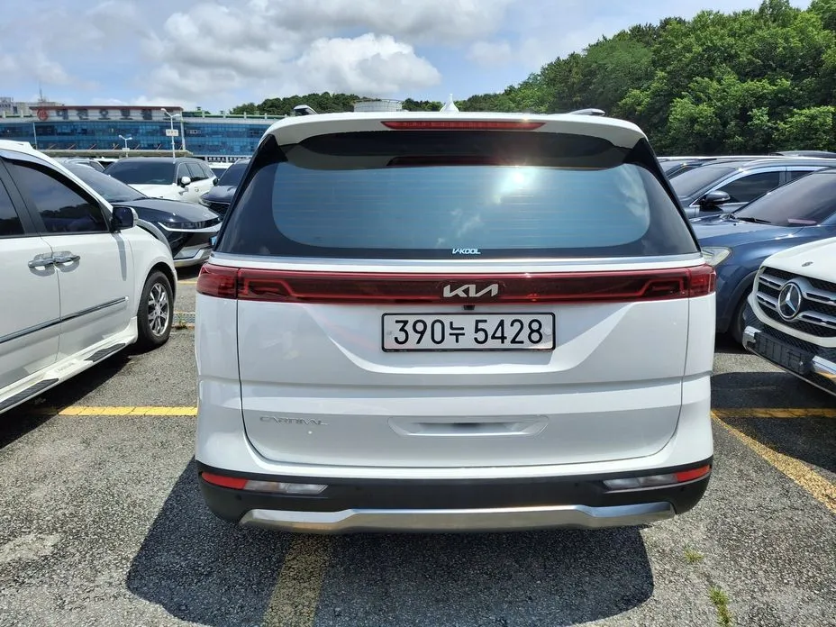 Kia Carnival — фото 2
