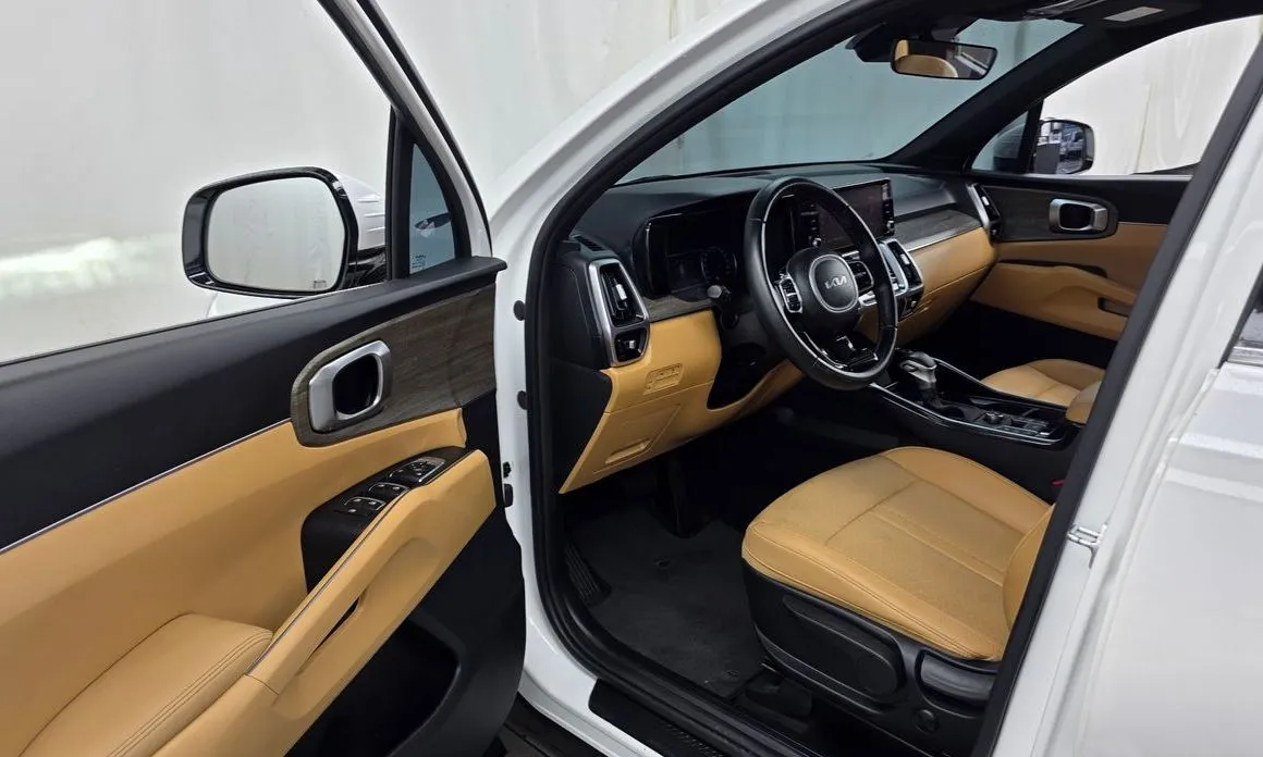 Kia Sorento — фото 8