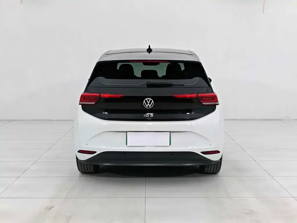 Volkswagen ID.3 — фото 6