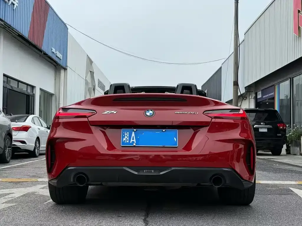 BMW Z4 — фото 9