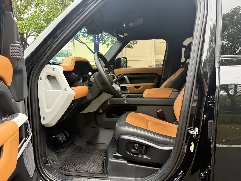 Land Rover Defender — фото 2