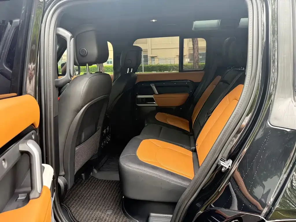 Land Rover Defender — фото 3