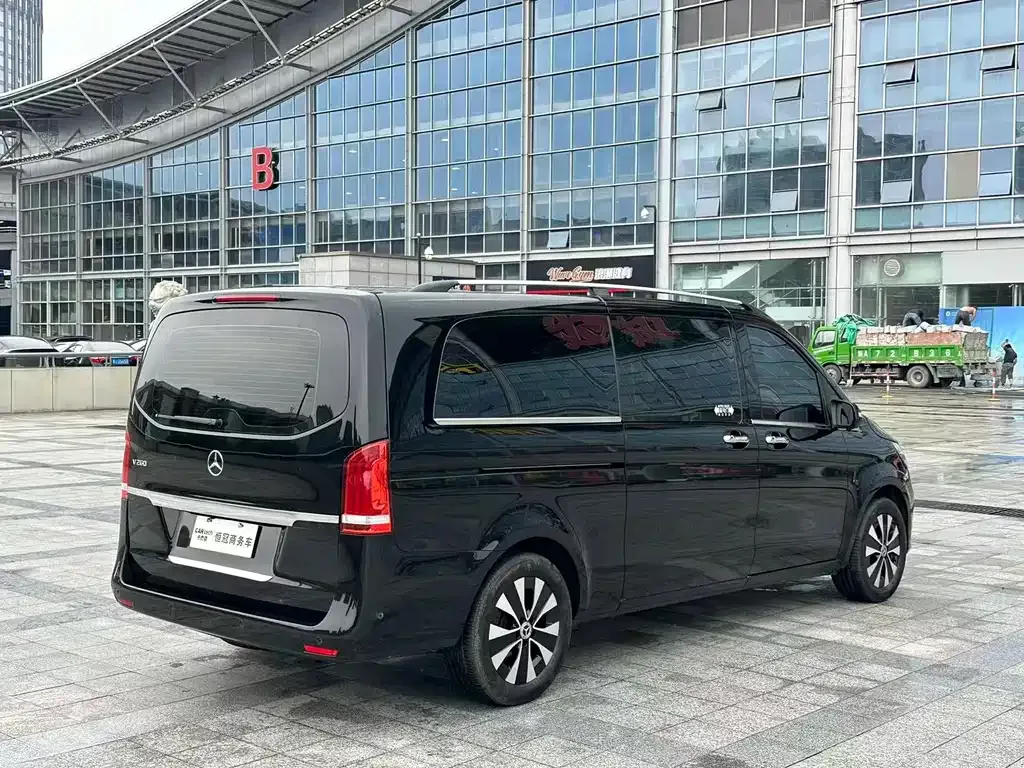 Mercedes-Benz Vito 2024 из CN, фото 9
