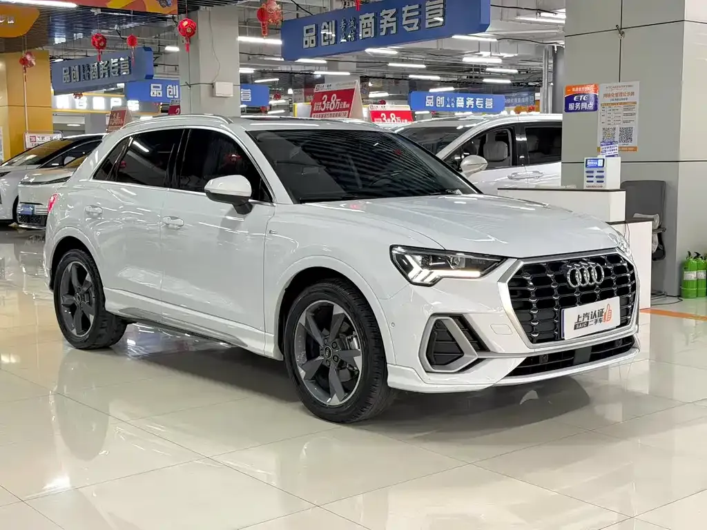 Audi Q3 — фото 2