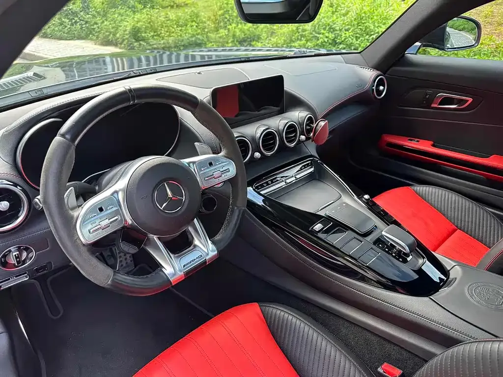 Mercedes-Benz AMG GT — фото 8