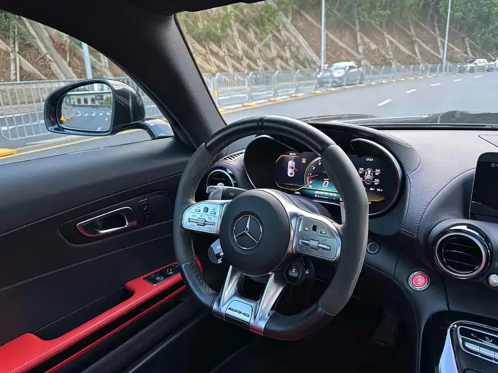 Mercedes-Benz AMG GT — фото 2
