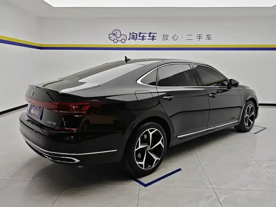 Volkswagen Passat — фото 4