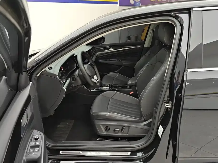 Volkswagen Passat — фото 6