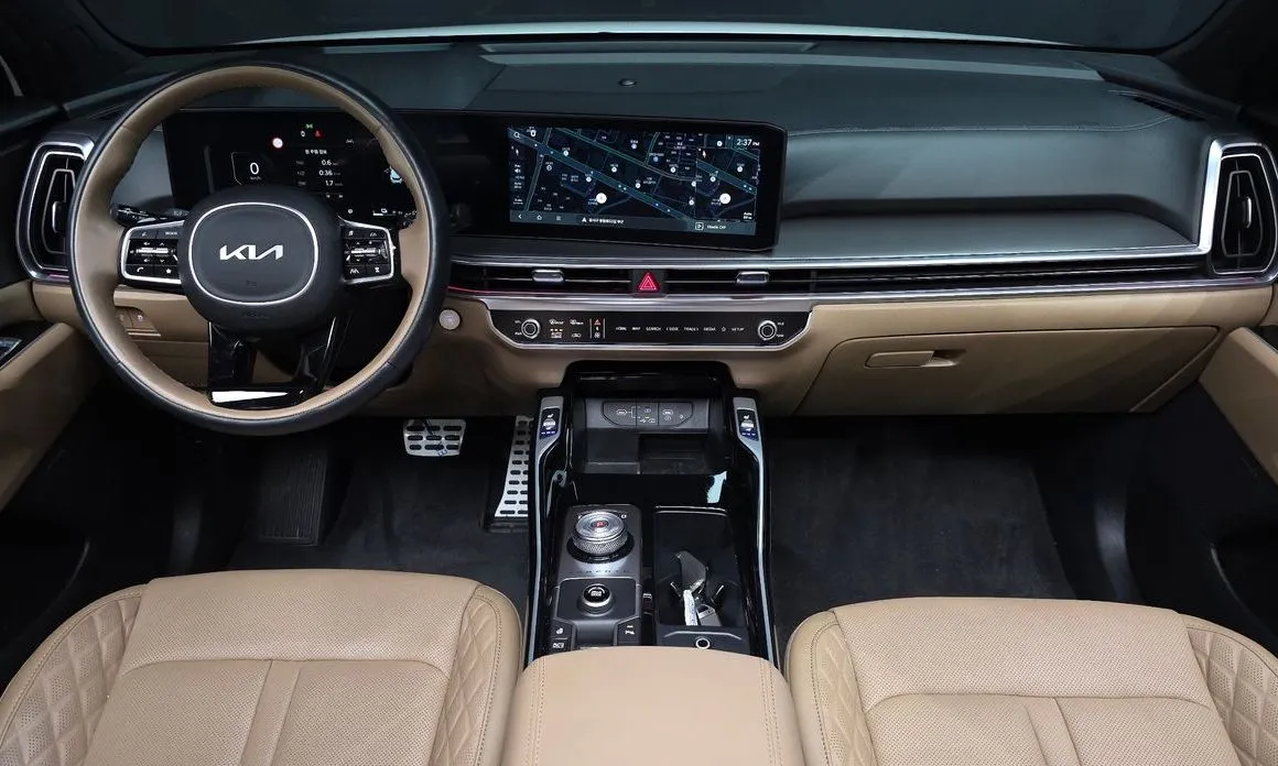 Kia Sorento — фото 8