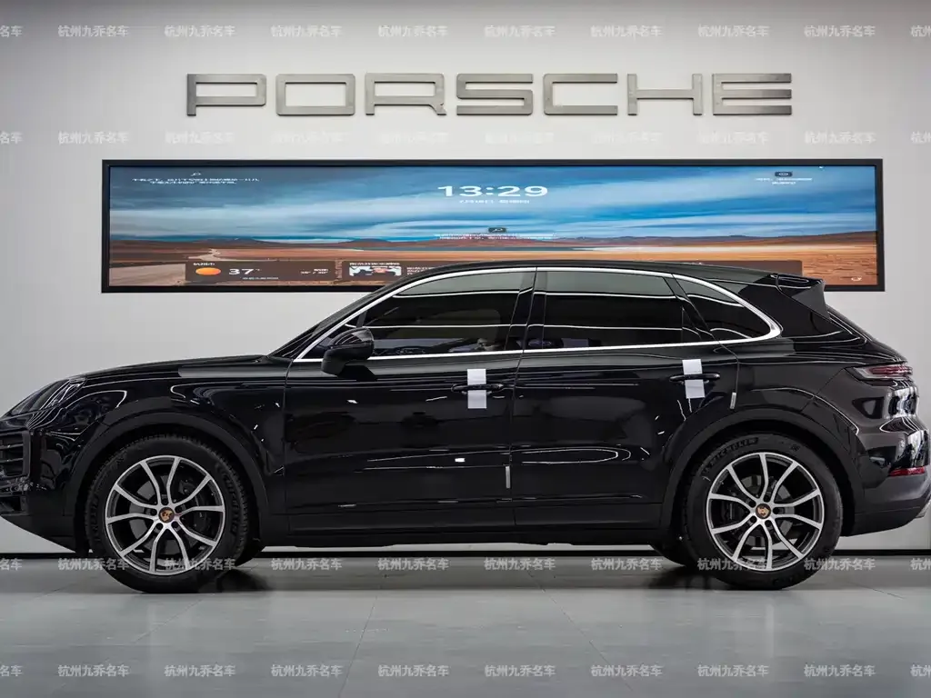 Porsche Cayenne — фото 4
