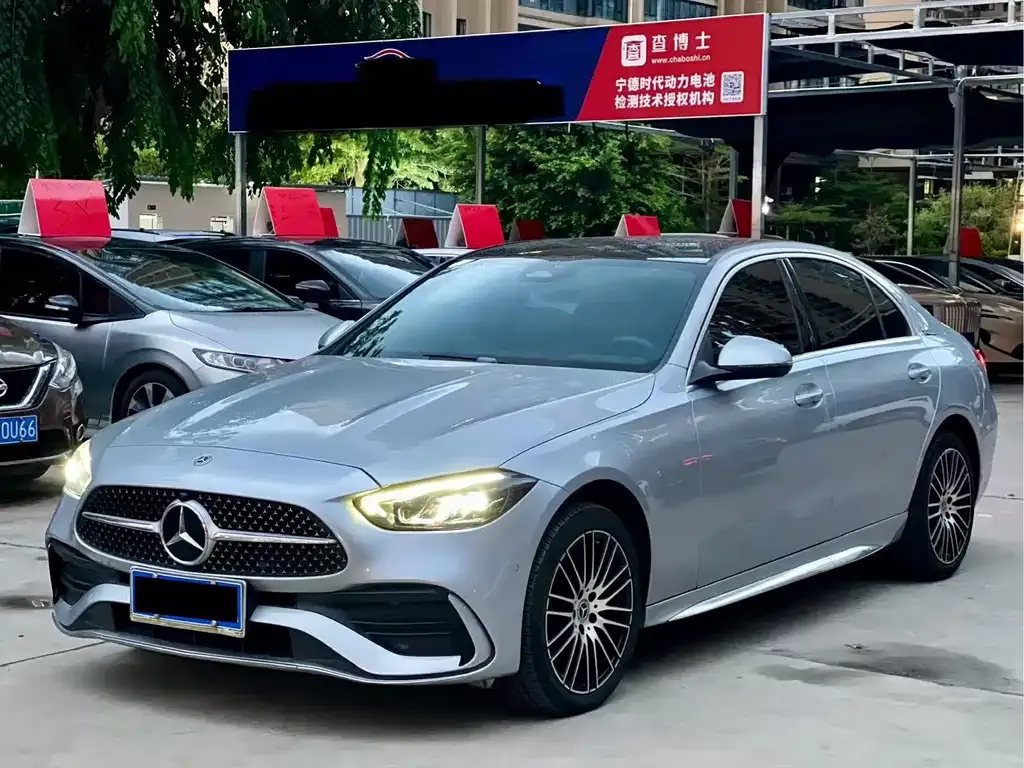Mercedes-Benz C-Class — фото 1