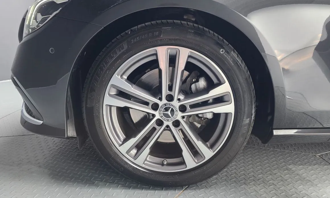 Mercedes-Benz E-Class 2023 из KR, фото 7