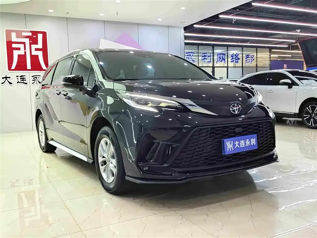 Toyota Granvia 2024 из CN, фото 7