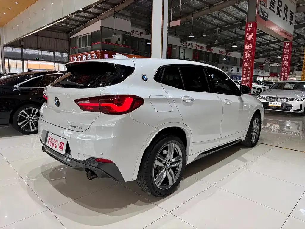 BMW X2 — фото 6