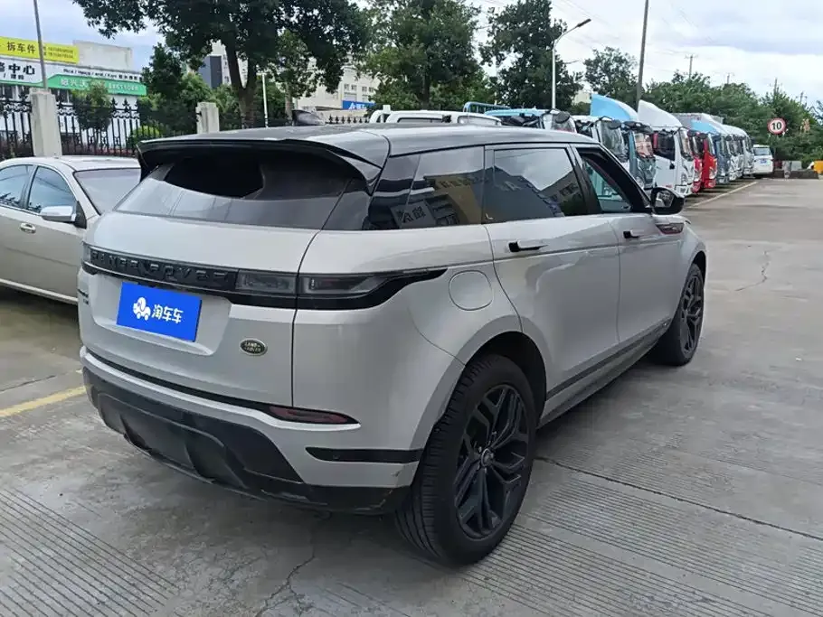 Land Rover Evoque — фото 10