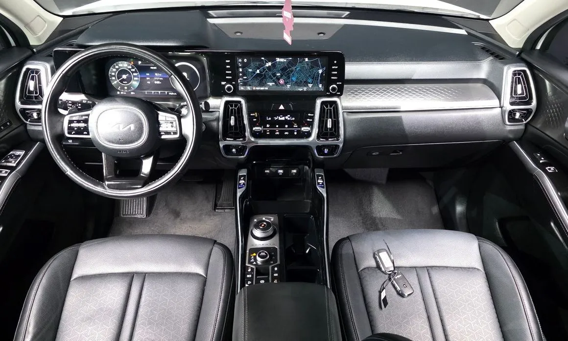 Kia Sorento — фото 5