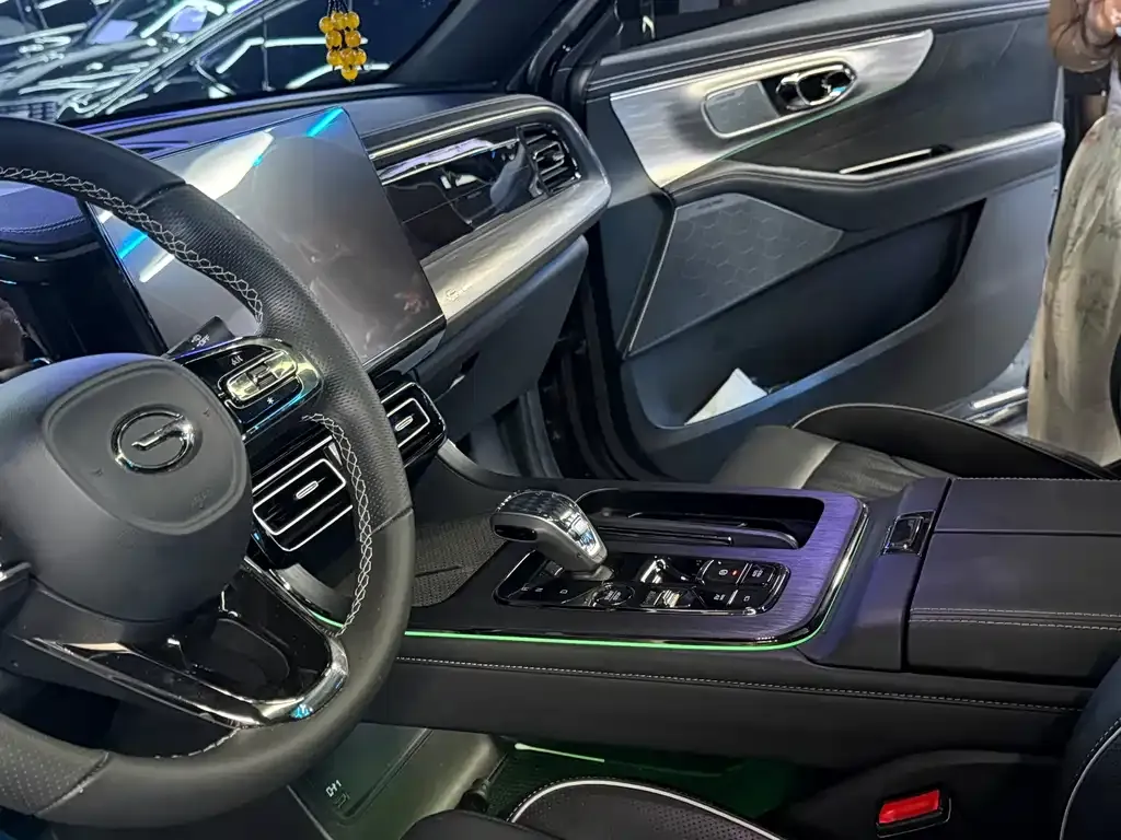 GAC Motor Trumpchi GS8 — фото 4