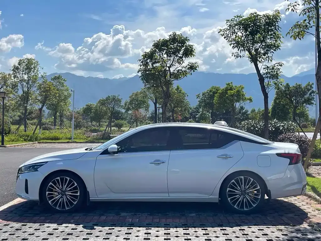 Nissan Teana — фото 5