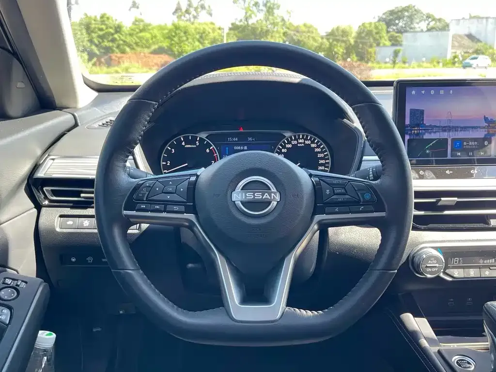 Nissan Teana — фото 2