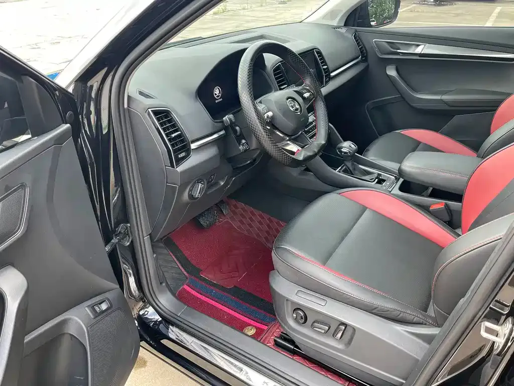 Skoda Karoq — фото 6