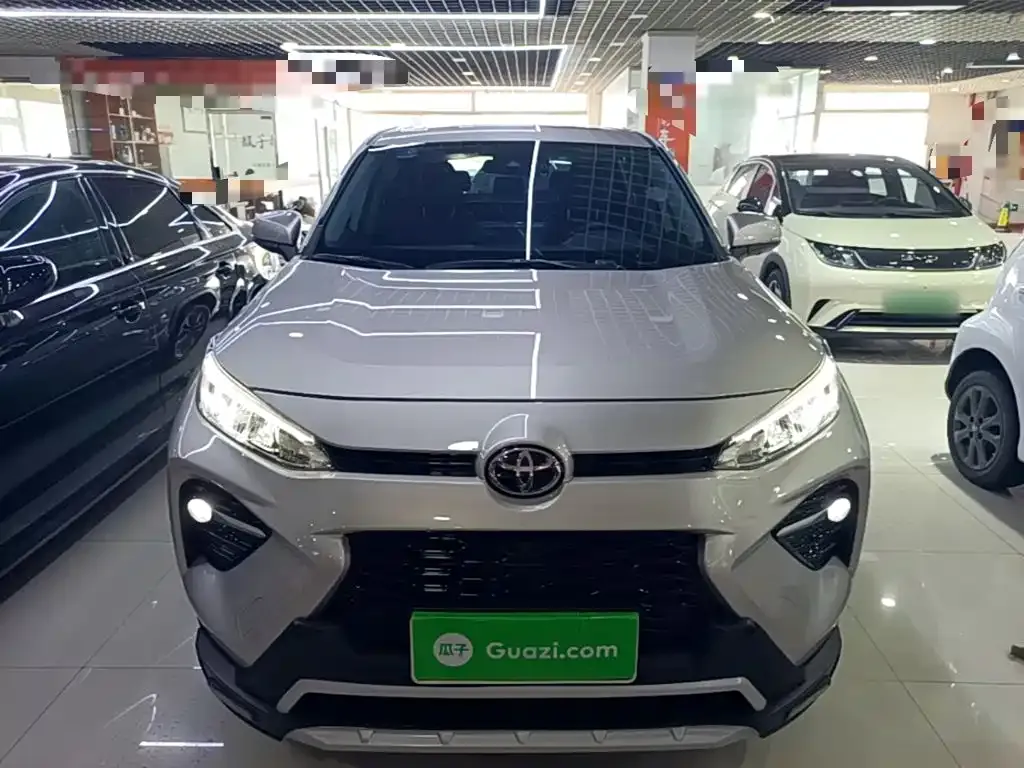 Toyota Wildlander — фото 3