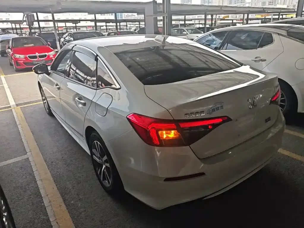 Honda Civic — фото 3