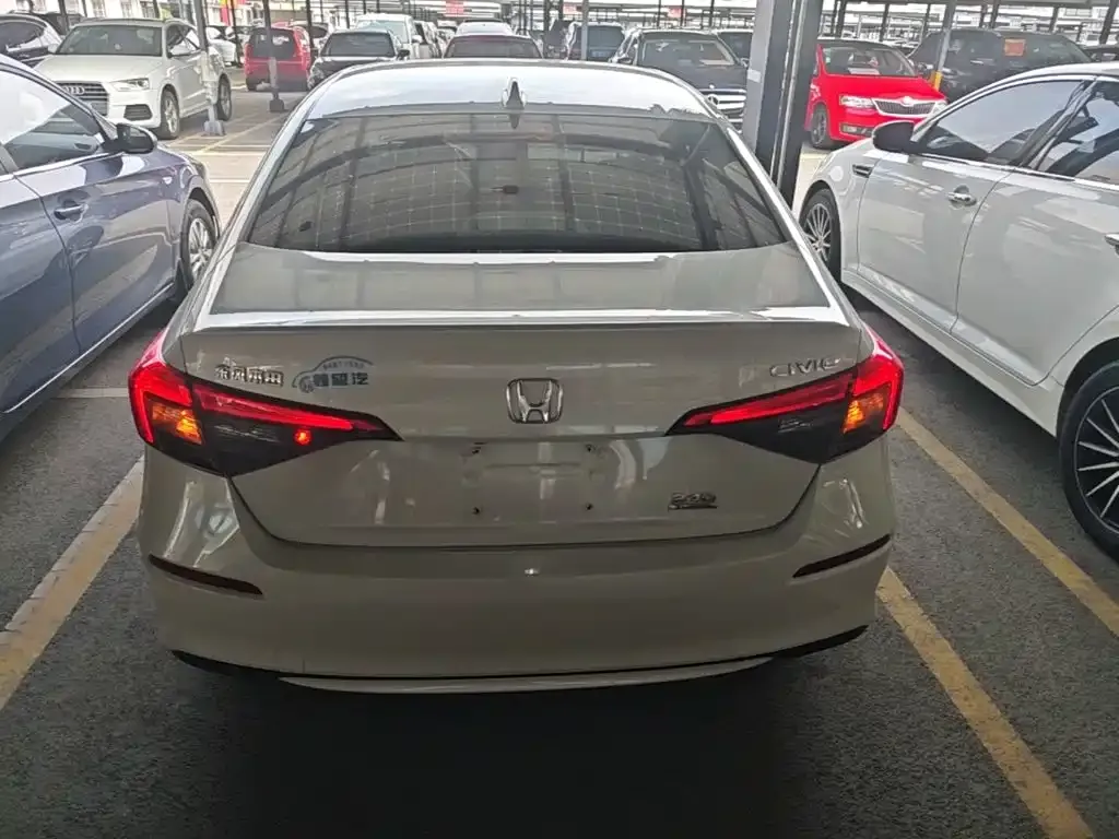 Honda Civic — фото 5