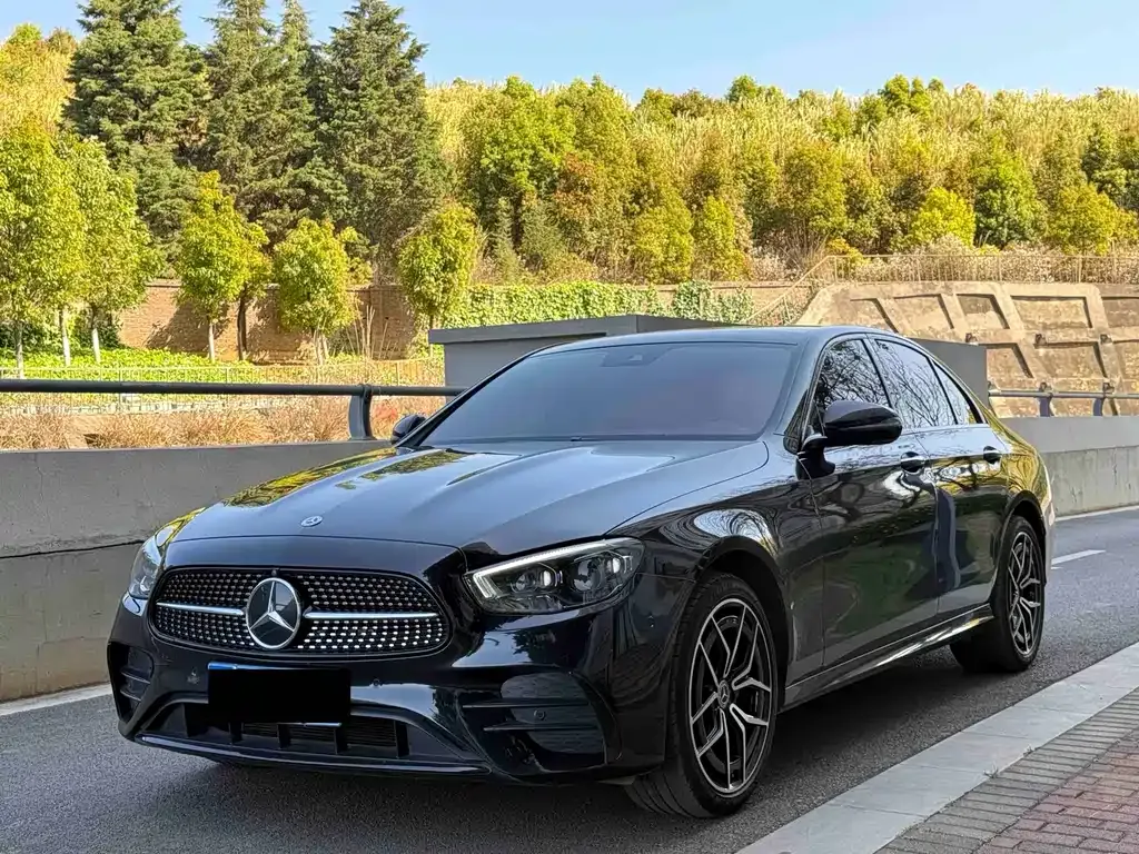 Mercedes-Benz E-Class (Import) — фото 1