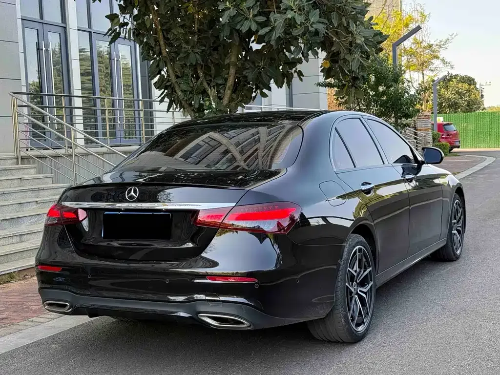 Mercedes-Benz E-Class (Import) — фото 10