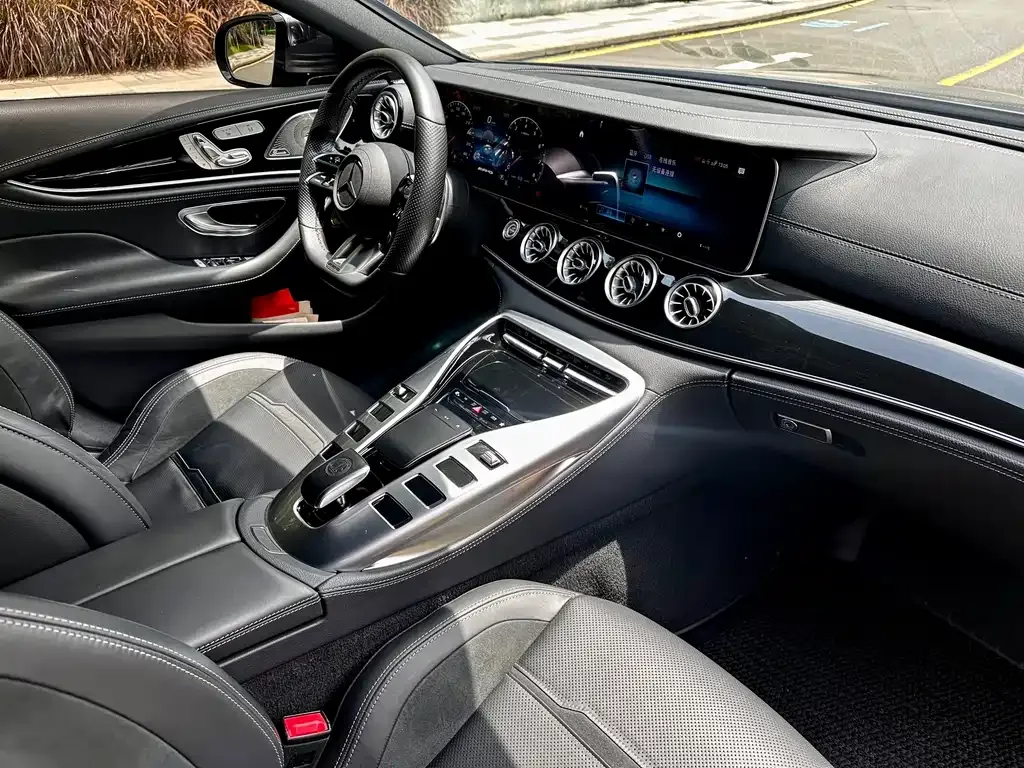 Mercedes-Benz AMG GT — фото 6