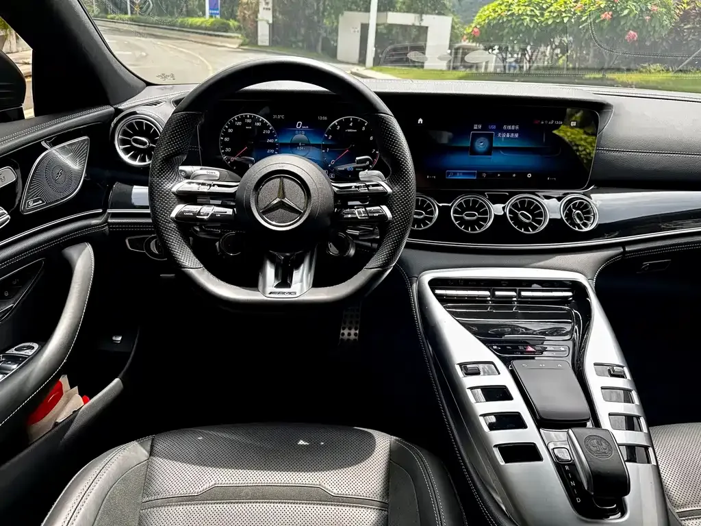 Mercedes-Benz AMG GT — фото 4