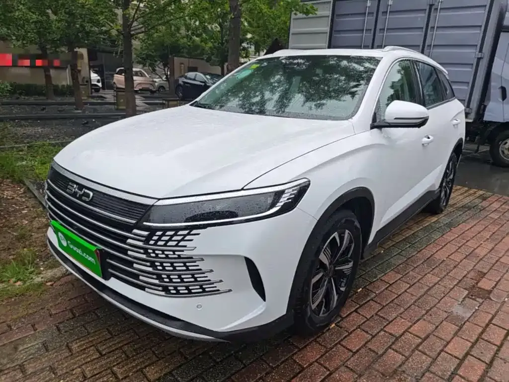 BYD Seal 05 DM-i — фото 10