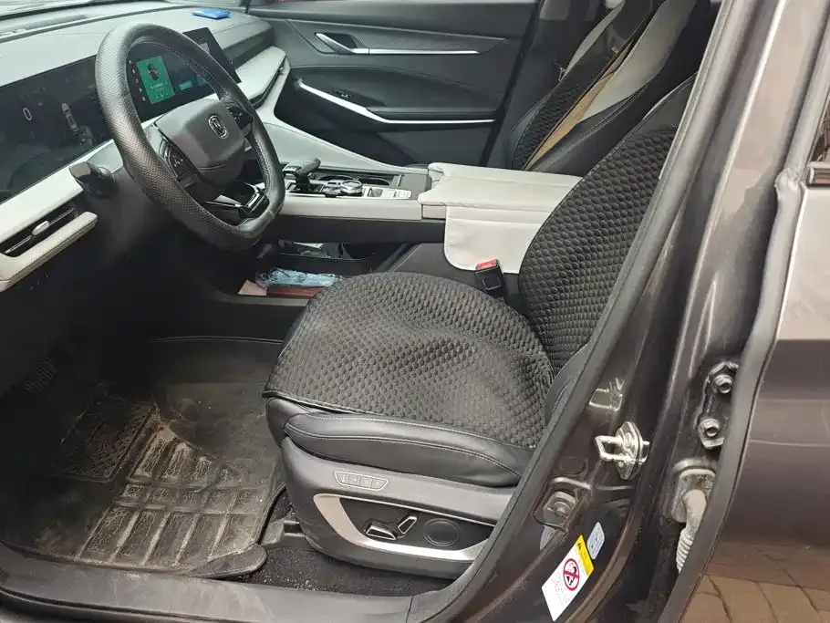 Changan CS75PLUS — фото 10