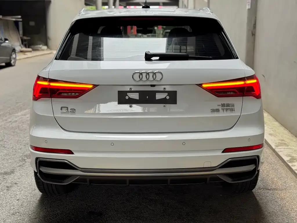 Audi Q3 — фото 3