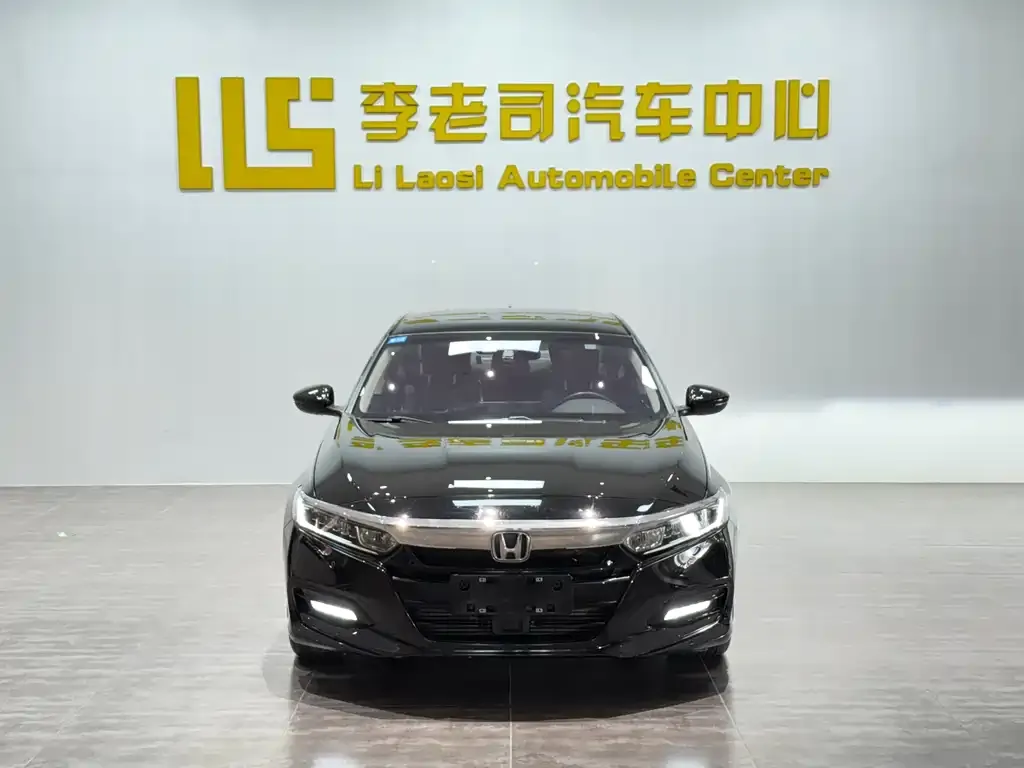 Honda Accord — фото 2