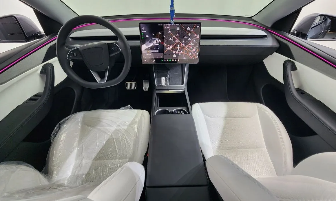 Tesla Model Y — фото 9