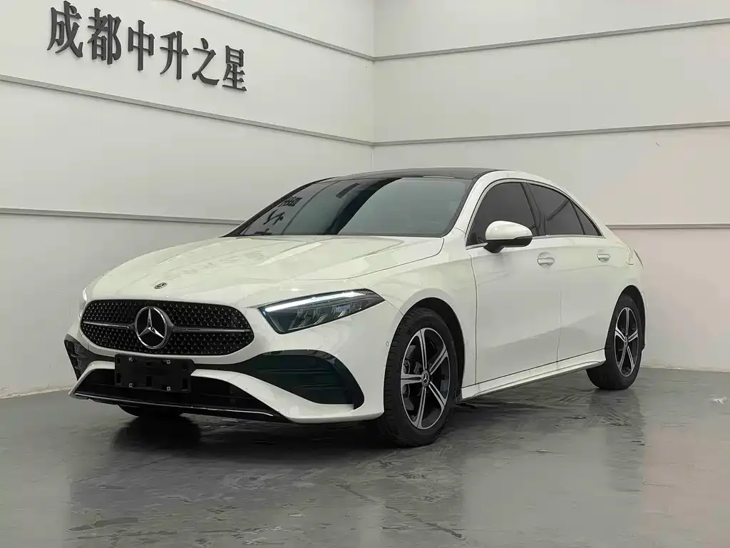 Mercedes-Benz A-Class — фото 1