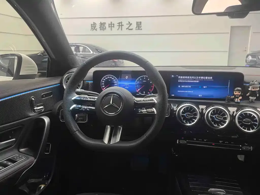 Mercedes-Benz A-Class — фото 10
