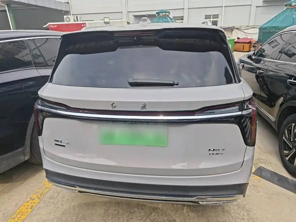 Hongqi HS7 PHEV — фото 3