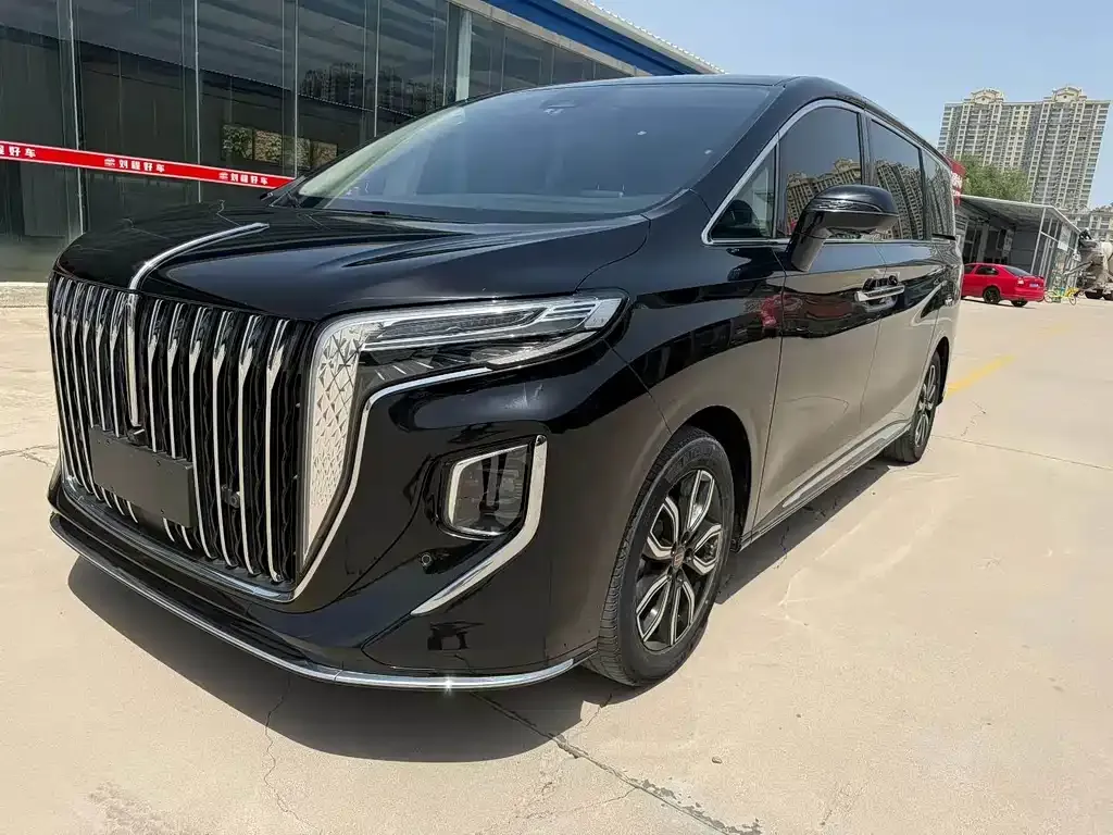 Hongqi HQ9 — фото 1