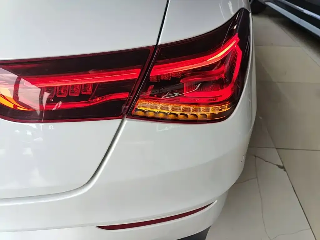 Mercedes-Benz CLA (Import) — фото 2