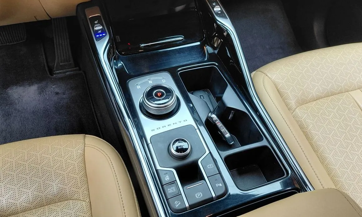 Kia Sorento — фото 2
