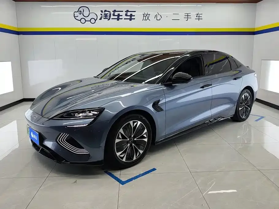 BYD Seal — фото 1