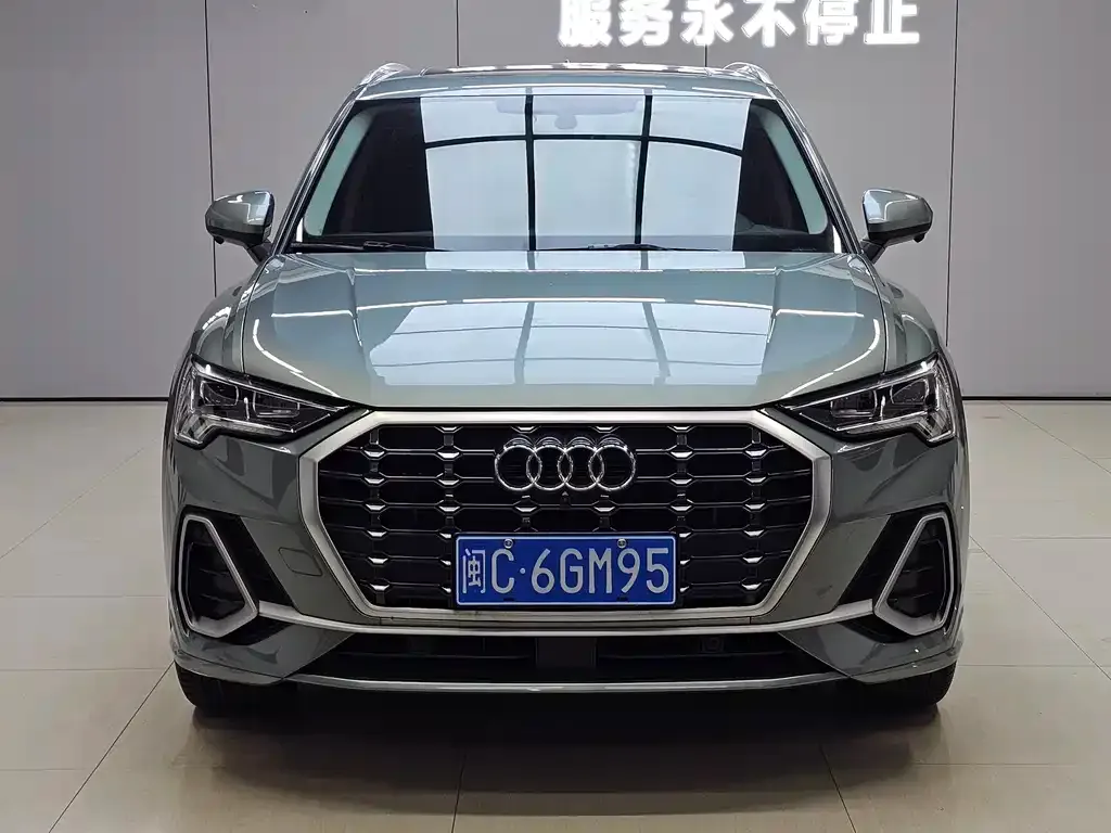 Audi Q3 — фото 4