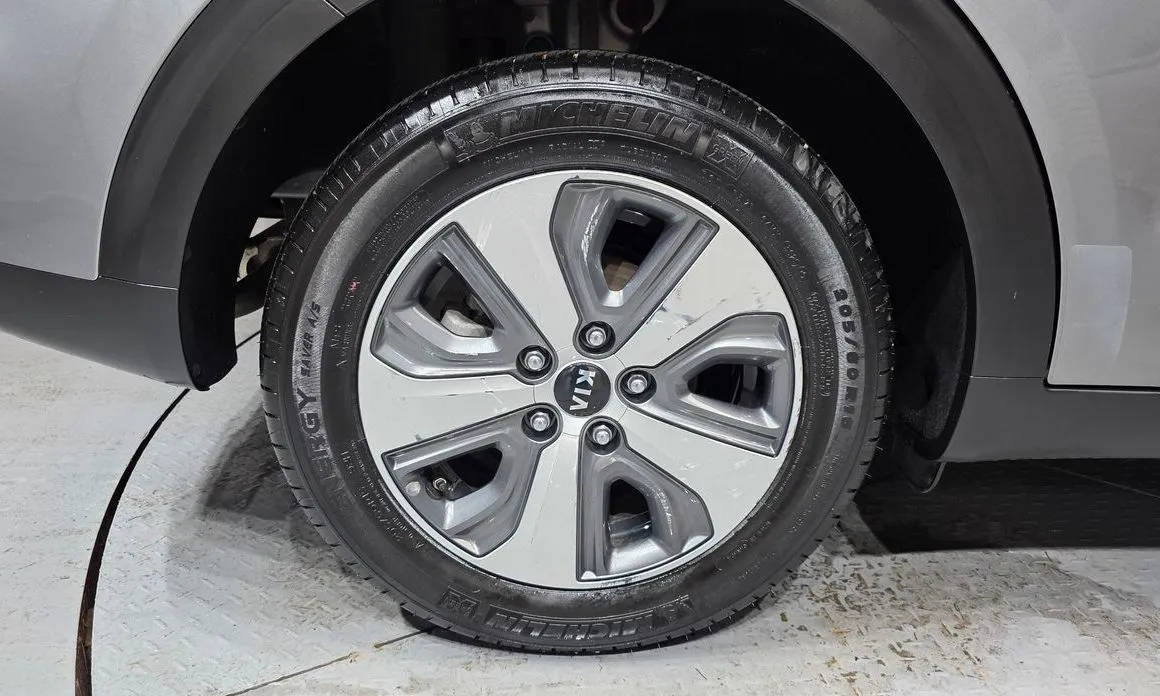 Kia Niro 2021 из KR, фото 8