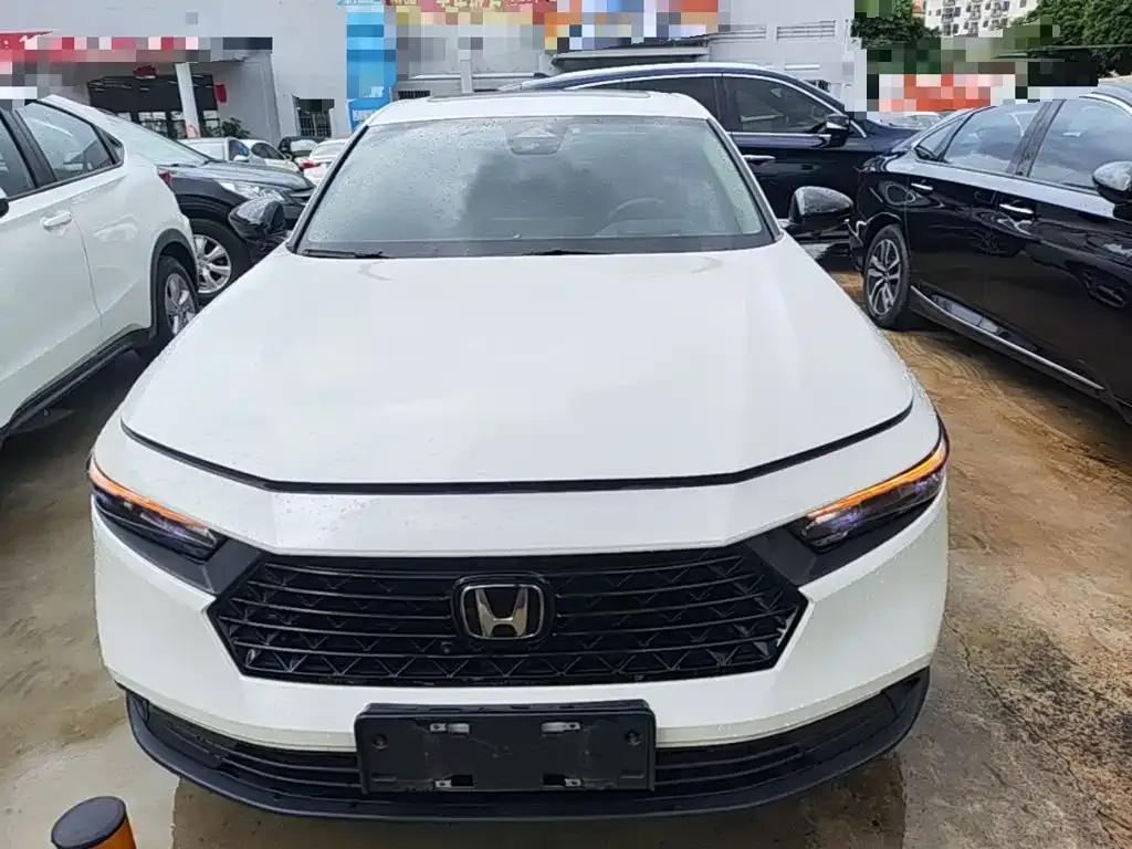 Honda Accord — фото 5