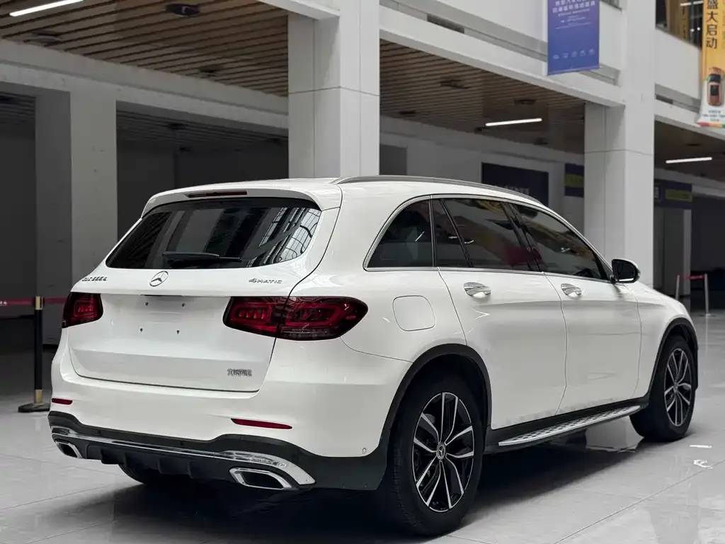 Mercedes-Benz GLC — фото 10