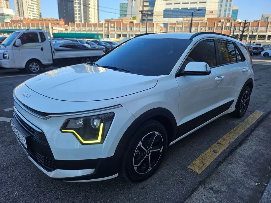 Kia Niro — фото 1